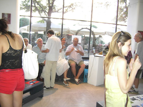 Vernissage der Ausstellung 'Straßen verbinden Kulturen' in der Galerie Helios, Temeschwar