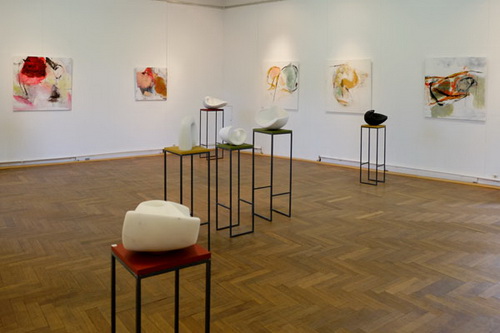 "Das Eine und das Andere", Ausstellung im Kurfürstlichen Gärtnerhaus Bonn zusammen mit der Bildhauerin Lotte Thünker, März 2016, Fotos Lilian Szokody