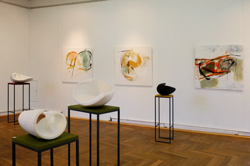 "Das Eine und das Andere", Ausstellung im Kurfürstlichen Gärtnerhaus Bonn zusammen mit der Bildhauerin Lotte Thünker, März 2016, Fotos Lilian Szokody